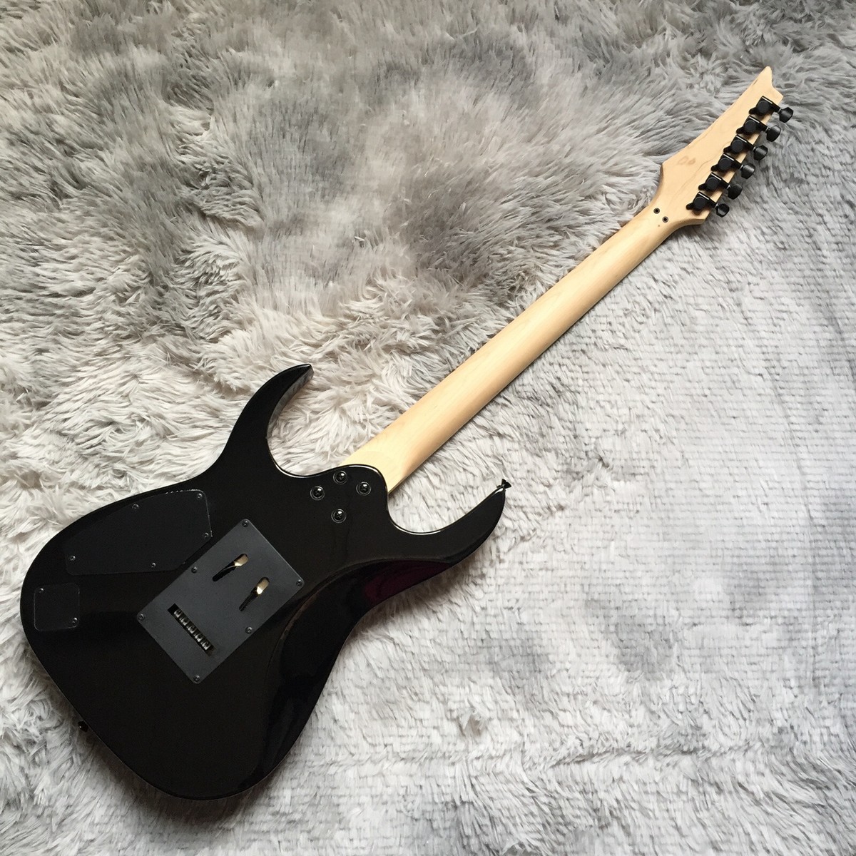 Chitarra Elettrica M.J. Pickups Wilkinson® e Floyd Rose