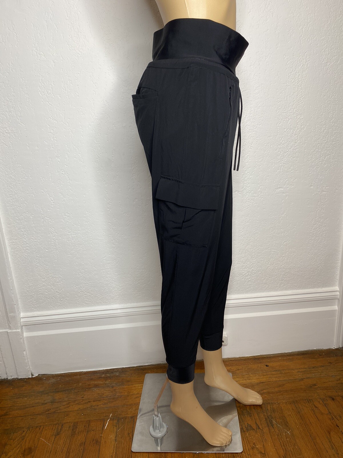 Athleta Sutton Pull On Drawstring Cargo Jogger Pa… - image 6