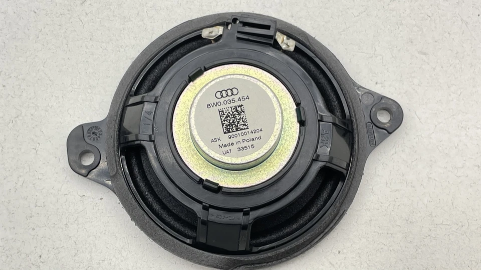 Altavoz de gama media para tablero central delantero Audi A4 2017-2024 OEM #8W0035454 Foto 2 de 4