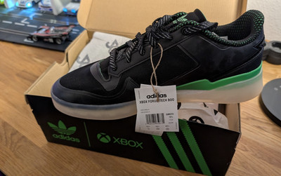 ADIDAS - XBOX Forum Tech Boost 20 Jahre Gr. 45 / UK 10,5