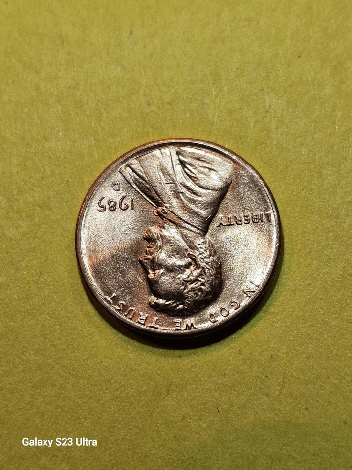 1985D Lincoln Penny, Off-centered Error, Die Weak Strike, Motto Die Errors - Image 4 of 4