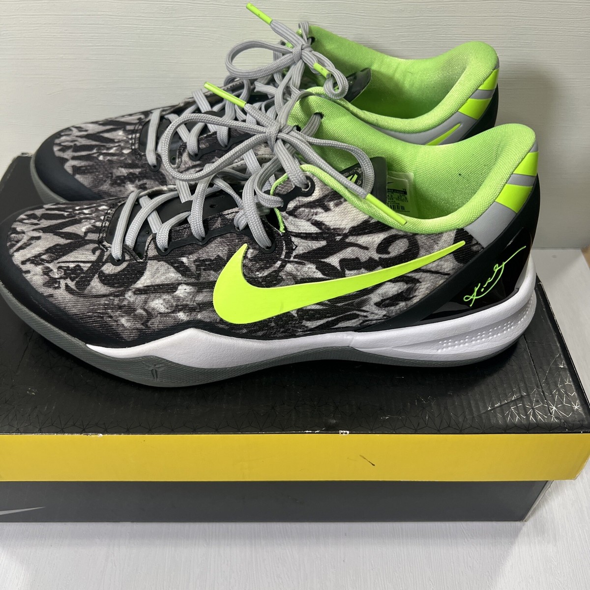 Size 9.5 - Nike Kobe 8 Graffiti 2013 | eBay