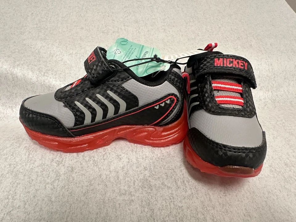 НОВЫЙ С ЯРЛЫКАМИ DISNEY JUNIOR МИККИ МЫШИ СВЕТ ВВЕРХ КРОССОВКИ РАЗМЕР 6 - Изображение 2 из 4