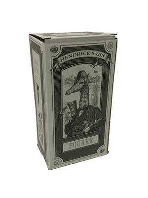 Hendricks Gin Official Merchandise Giraffe Free Pourer & Original Hendricks Box