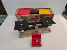 Bilancia vintage Ohaus lotto due bilance pesi ottone set parziale