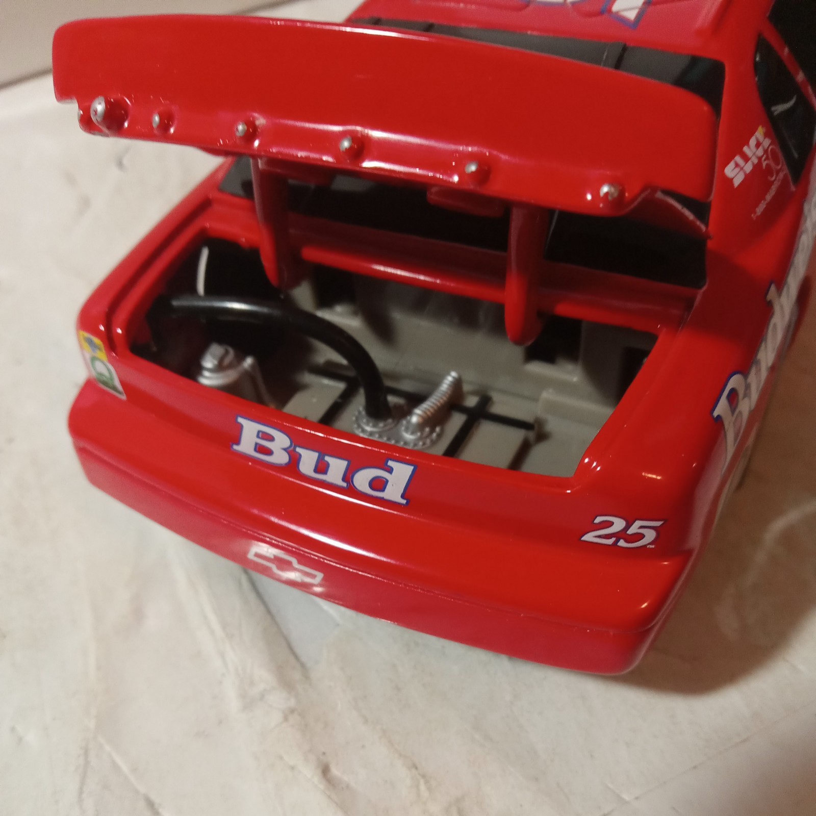 NASCAR Vintage 1997  Ricky Craven  Budweiser #25 Chevy Monte Carlo 1:24 Diecast 