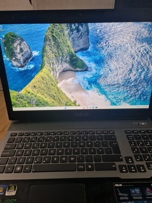 Asus ROG G75VW 17''FHD Core i7-3610QM 2,30Ghz 240GB SSD 10GB Gtx670 Gaming