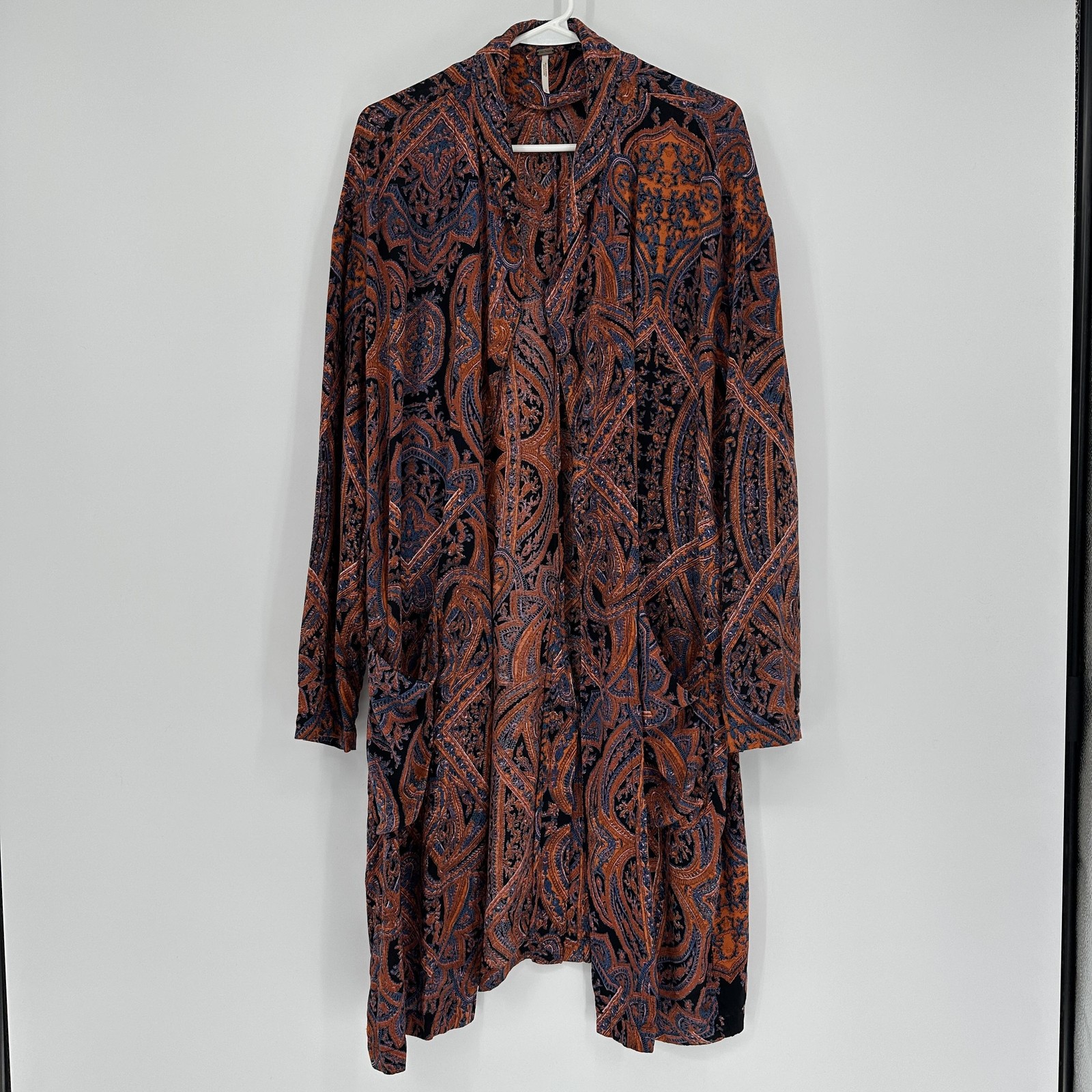 Free People Kimono Cardigan Womens Small Black Paisley Open Front Boho Duster