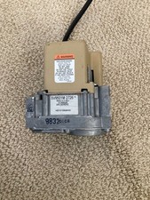 Honeywell gas valve SV9501M 2726