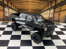 2023 Chevy Silverado 1500 Lifted 4x4 Truck 1/64 Diecast Custom Greenlight