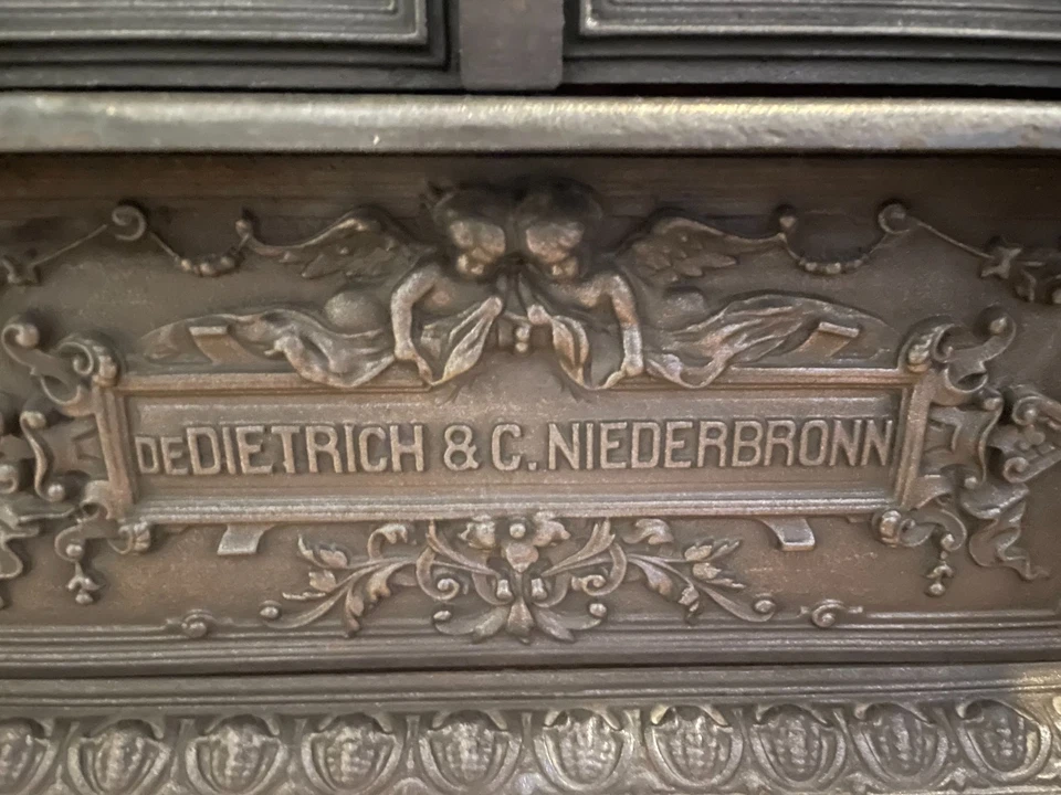 Victorian Antique Cast Iron Wood Stove by De Dietrich & Niederbronn Alsace - Image 3 of 4