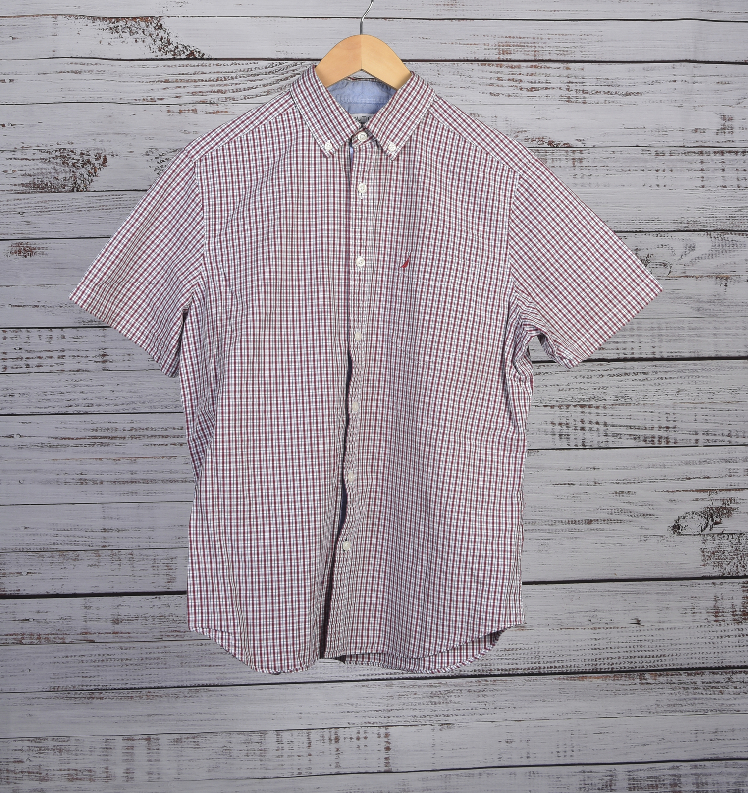 Nautica Men's Classic Fit Red and Blue Plaid Button Down Shirt Size M {EX+}