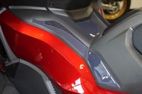 2 Aufkleber Harz Gel 3D Seitenlichter Trittbrett Roller Kompatibel Honda Forza