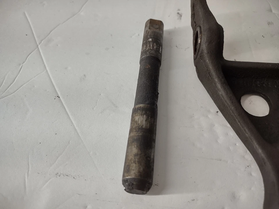 Horquilla de embrague turbo OEM Porsche 944 951 y brazo real 931 116 835 1R 85,5-91 Foto 3 de 4