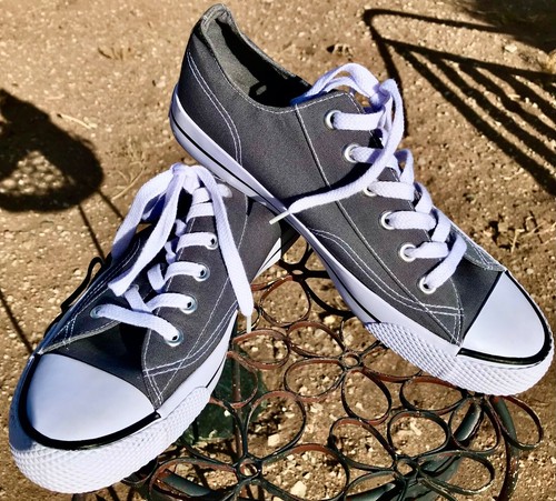 White Skateboarding Canvas Shoes 
