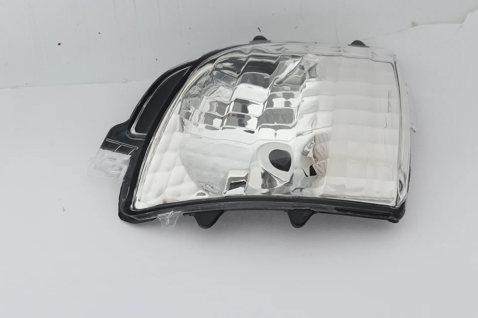 Luz indicadora de señal de giro del espejo lateral izquierdo para Volvo XC70 2008-12 XC90 2007-14 Foto 2 de 4