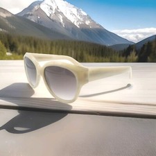 NEW AUTHENTIC Yves Saint Laurent YSL 6359S 0F0JS Sunglasse White Horn 55-16 350