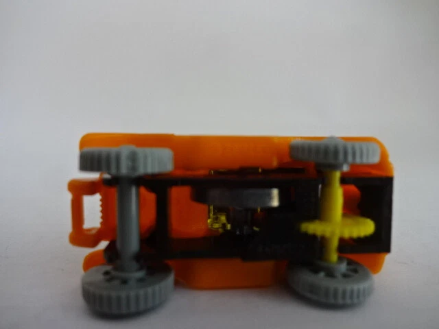 Oldtimer Parade K93n.92 " Oranger Standard 95 HP " Dach braun /Reifen Variante 3 - Bild 3 von 3