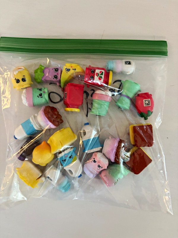 Shopkins season 6! 24 pieces total