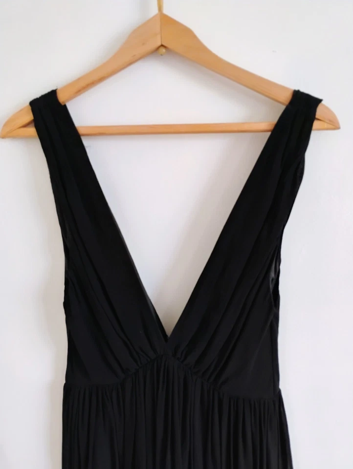 Chic Kate Moss Topshop Pequeño Vestido Negro UK10 Georgette V Cuello Profundo y Espalda Foto 3 de 4