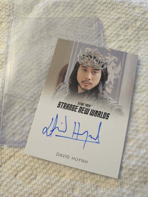 Strange New Worlds David Huynh As Zac Nguyen on card Autograph