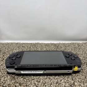 Sony PSP 1001 Console Bundle With Charger Games Accessories Great Condition