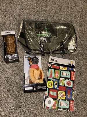 Fallout Messenger Bag, Dogmeat Plush, Deathclaw Mug & Gift Wrap Set bundle! 