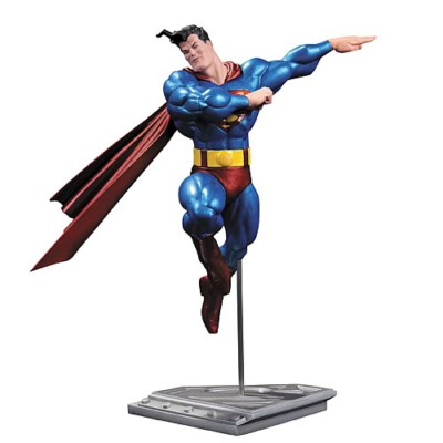 シルバーエイジ スーパーマン スタチュー MANOFSTEEL DC Collectibles Superman The Man of Steel by Frank Miller Statue