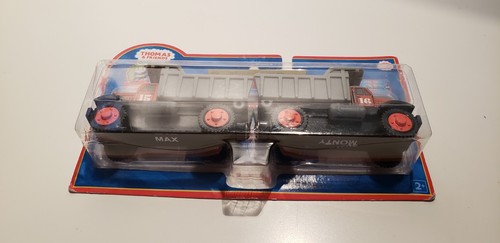 THOMAS & FRIENDS WOODEN RAILWAY 2007 MAX & MONTY LC99034 RARE W/CHARACTER CARDS! - Picture 3 of 11