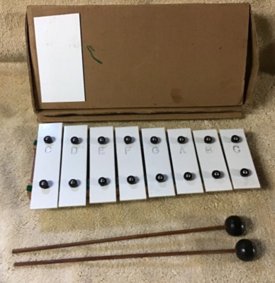 Pre-Owned: Rhythm Band Inc. Xylophone, 8-Note Diatonic Bell Set-Hamamatsu, Japan