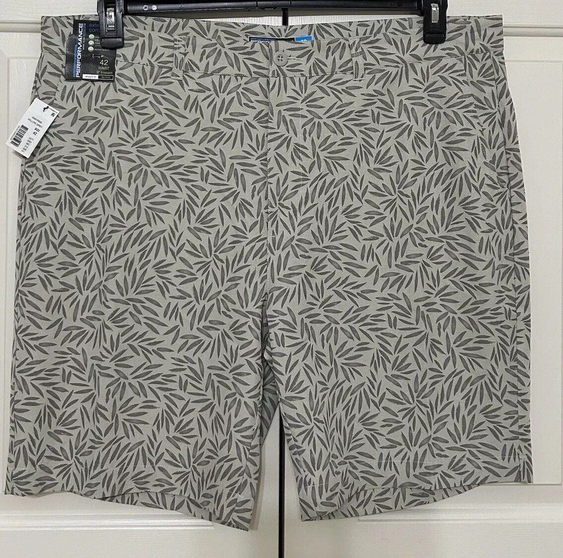 Roundtree Yorke Grey Golf Shorts Men 42
