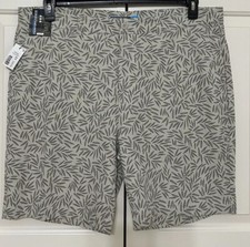 NWT Roundtree Yorke Performance size 42 willow grey straight golf shorts mens