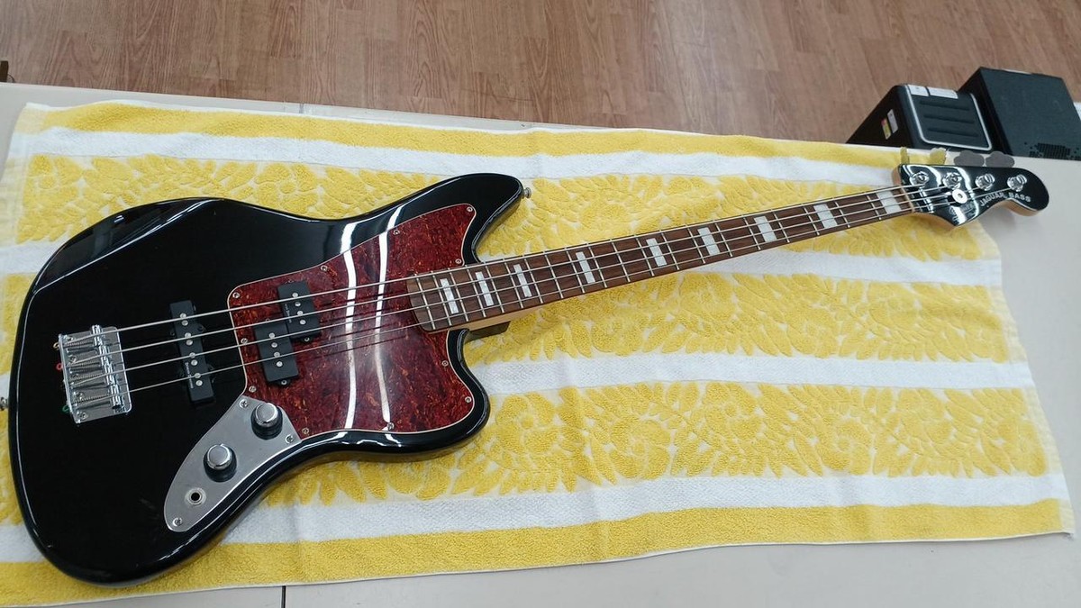 SQUIER VINTAGE MODIFIED JAGUAR Electric Bass Guitar | eBay