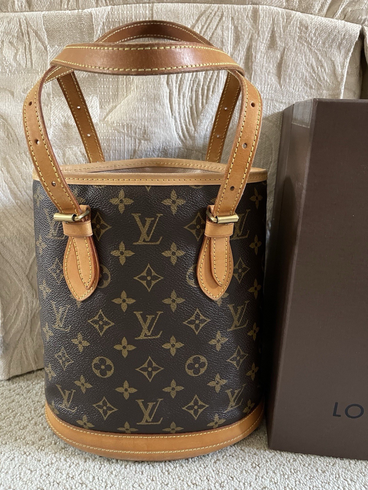 LOUIS VUITTON PETIT BUCKET MONOGRAM CANVAS SATCHE… - image 1