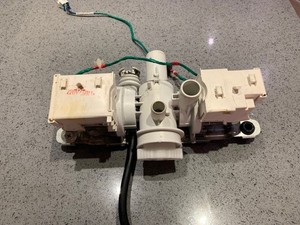 Original Samsung Ablaufpumpe Baugruppe für Waschmaschine Modell WF431ABP