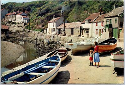 Staithes Yorkshire Fishing Town Deep Creek Roxby Beck Flowing To Sea Postcard