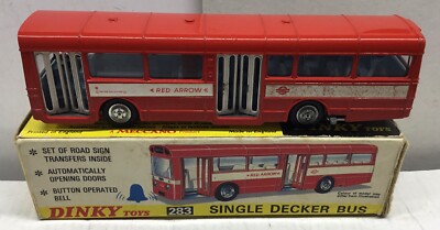 Dinky Toys GB N°283 – Bus RED ARROW – Neuf En Boîte – Échelle 16 Cm
