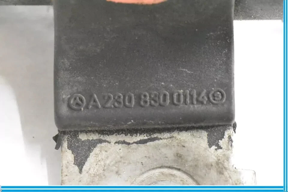 03-08 Bomba de agua auxiliar Mercedes R230 SL500 SL55 AMG 2308350264 OEM Foto 4 de 4