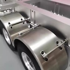 Parafanghi in metallo MudGuard per 1/14 RC Dumper Trattore Auto Rimorchio Modelli Ricambi