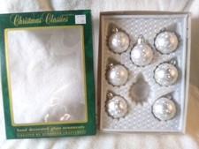 7 Commodore Glass Christmas Ornaments- Glitter Stencil Vintage Holiday 2"