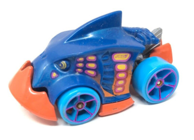 Hot Wheels 2009 - Piranha Terror 13 Blue - Mattel  - Made in Malaysia