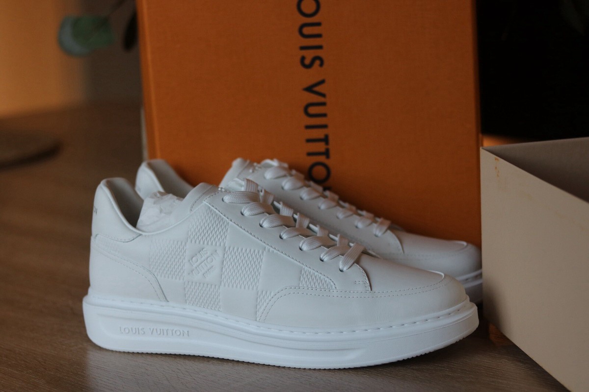 Authentic men Louis Vuitton white leather sneaker LV Trainer Sneaker - Men - Shoes | LOUIS VUITTON ® main image 4