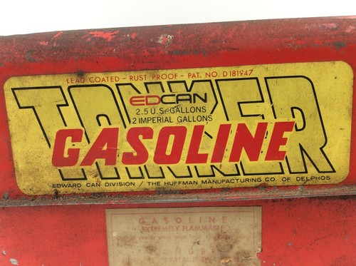 Vintage EDCAN Tanker 2.5 Gallons Gasoline Can w/ Cap & Spout Advertising - Picture 3 of 4