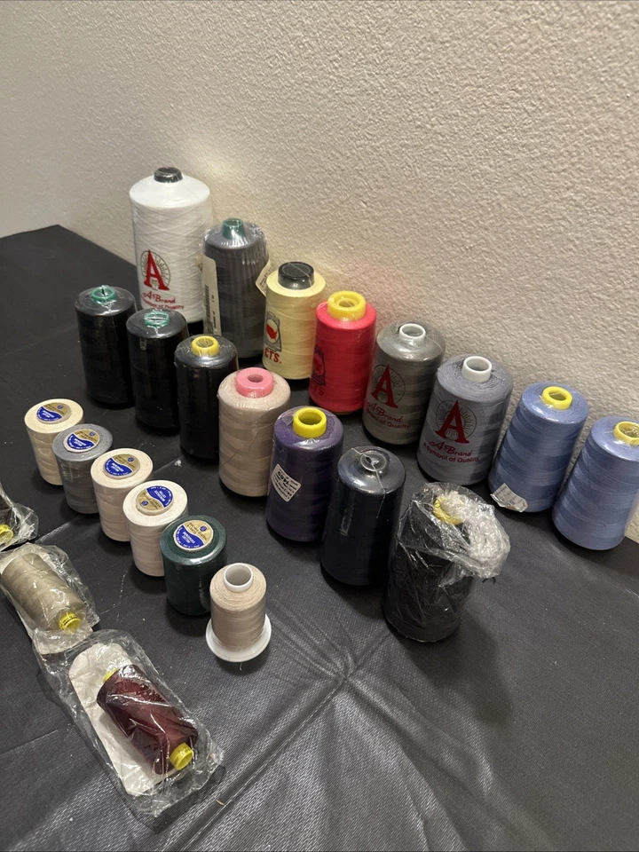 Lot Of 24 NEW Bonded Polyester Sewing Thread Multi Colored Sized Spools BUNDLE - Image 3 of 4