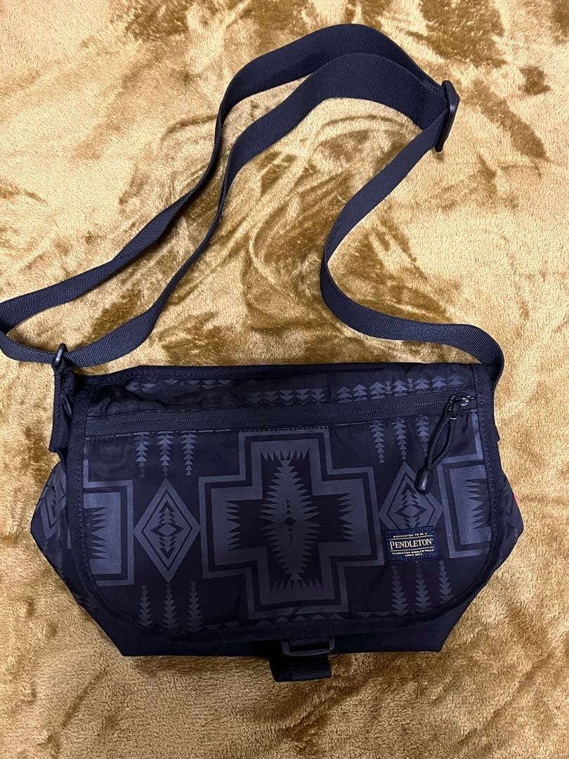 Manhattan Portage PENDLETON Collab Messenger Bag, - image 1