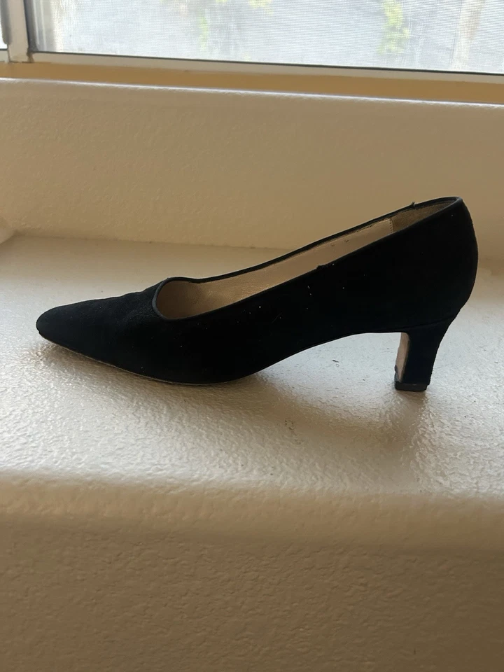 Manolo Blahnik 女式麂皮绒黑色高跟鞋 39.5 码 — 第 4/4 张图片