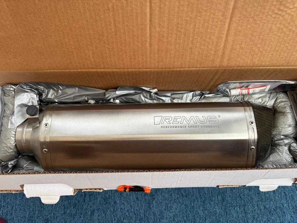 KTM 690 Enduro R / Smc R Remus Slip-On Exhaust Silencer 2019 - 2023 GAS GAS 700 - Image 2 of 4