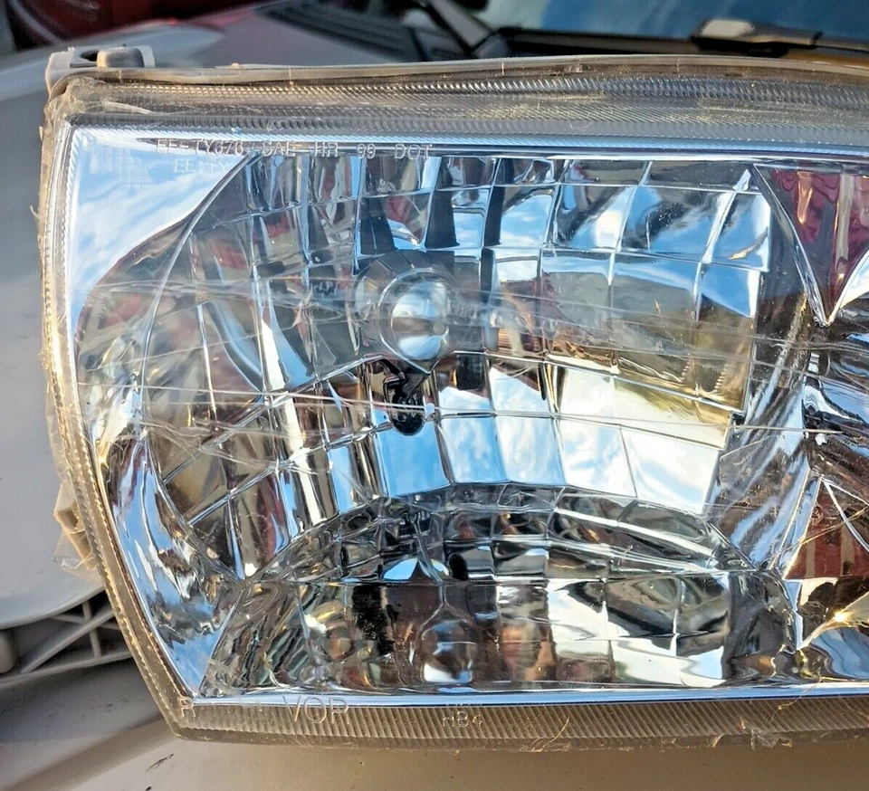 Faro derecho pasajero 2001-2002 ¡NUEVO! Eagle Eyes para Toyota Corolla LOC-147 Foto 3 de 4