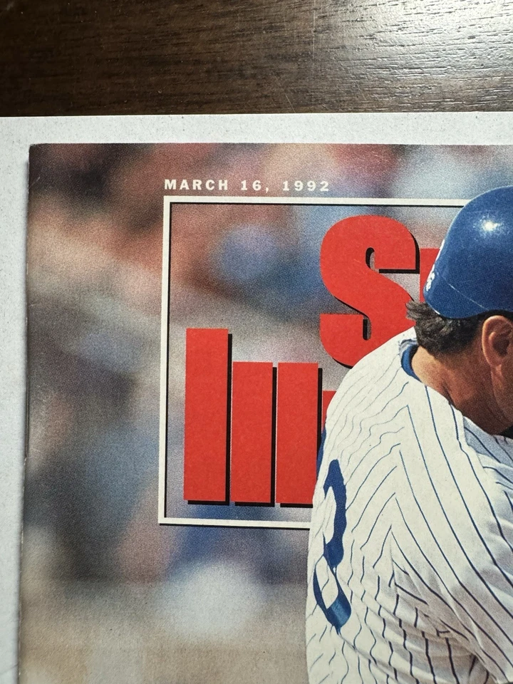 Ryne Sandberg Signed 3/16/92 Sports Illustrated Magazine JSA - Image 2 of 4