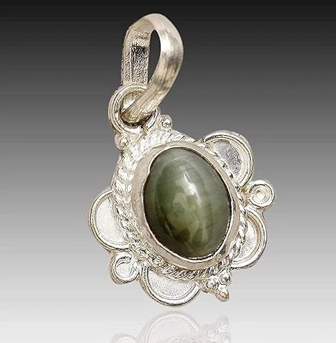 Eye Stone Silver Pendant 8 Ratti (7.3 carats) Rashi Ratna Origional and Certifie - Picture 2 of 3